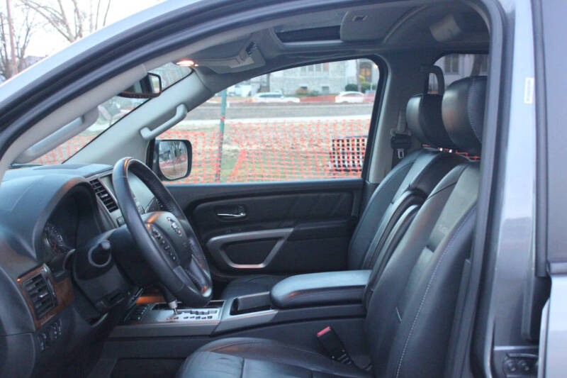 2015 Nissan Armada Platinum