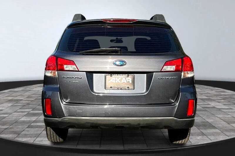 2014 Subaru Outback 2.5i