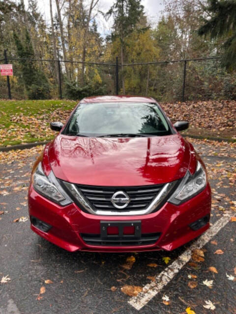 2018 Nissan Altima for sale at Sparks Motors LLC in Federal Way, WA