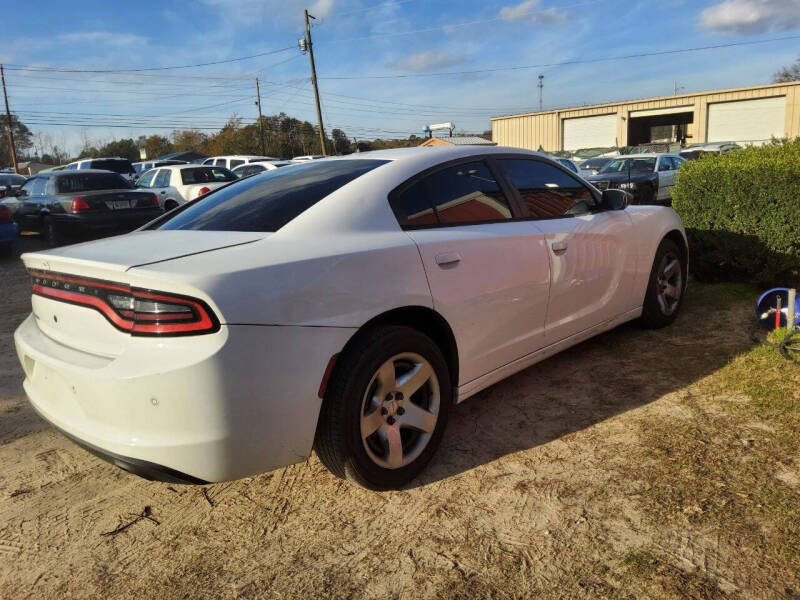 2015 Dodge Charger null photo 9