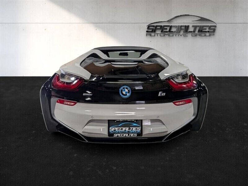 2019 BMW i8