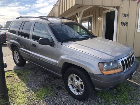 2001 Jeep Grand Cherokee for sale at A1 AUTO SALES in Clovis CA