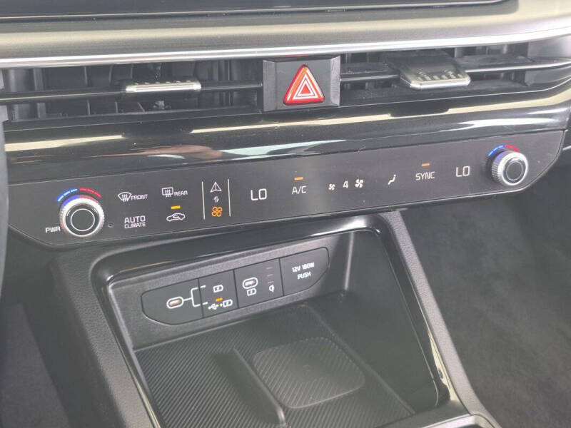 2025 Kia K5