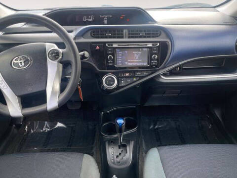 2016 Toyota Prius c Two