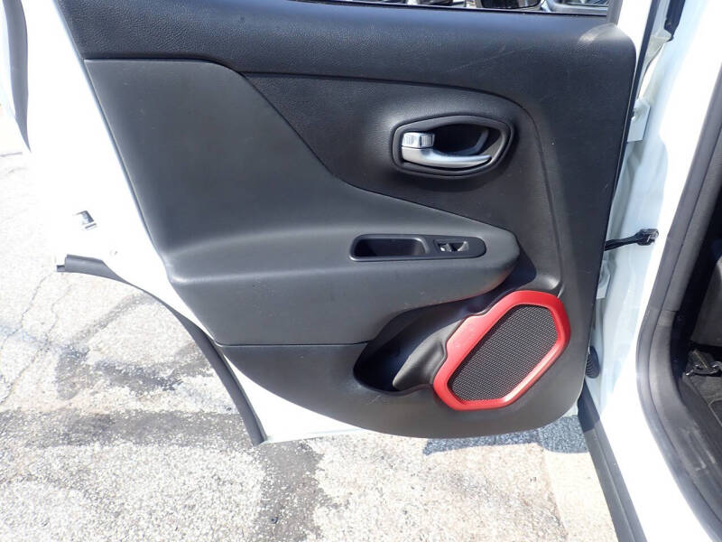 2016 Jeep Renegade Trailhawk