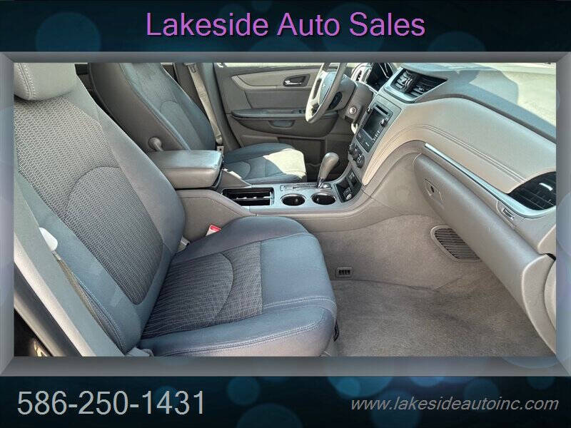 2017 Chevrolet Traverse LS