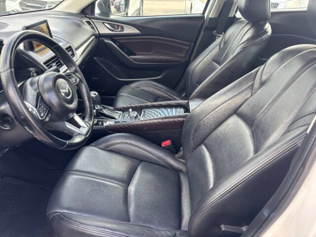 2017 Mazda MAZDA3