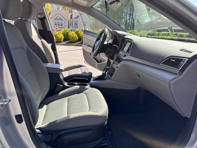 2018 Hyundai Elantra