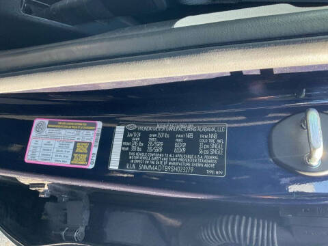 2025 Genesis GV70 2.5T Standard