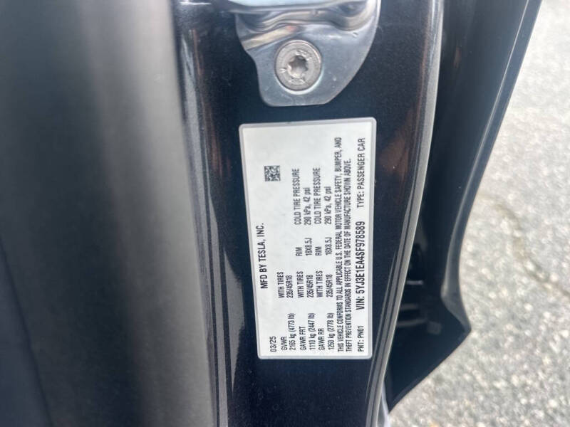 2025 Tesla Model 3 Long Range