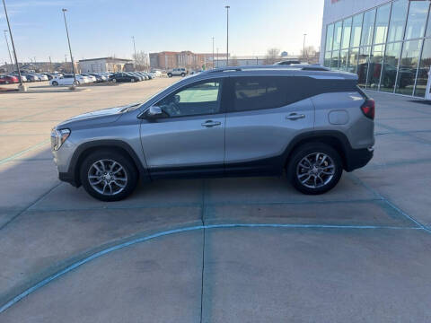 2024 GMC Terrain SLT