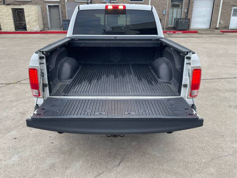 2014 RAM 1500 Laramie