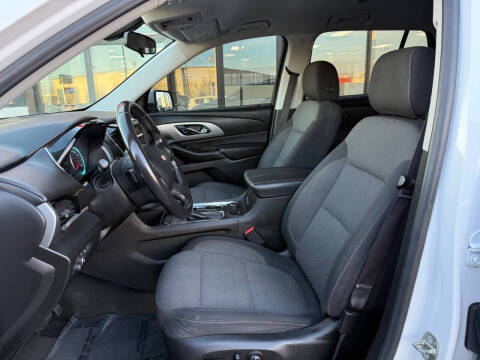 2018 Chevrolet Traverse LT Cloth
