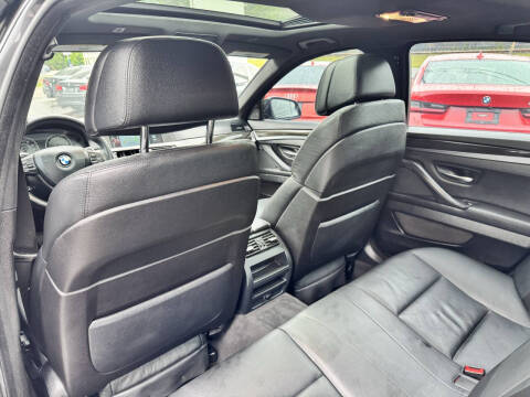 2012 BMW 5 Series 550i