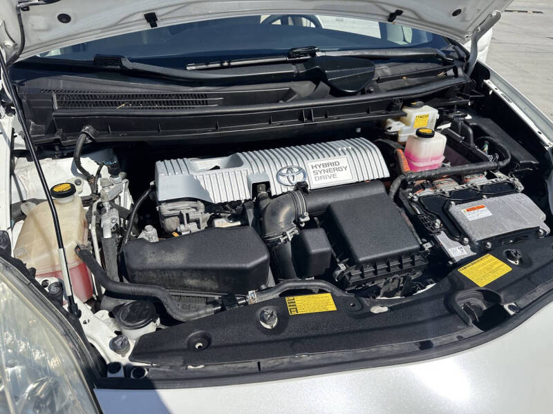 2012 Toyota Prius Two