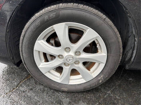 2011 Mazda MAZDA3 i Touring