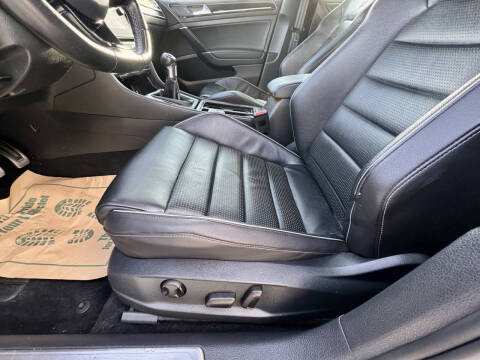 2019 Volkswagen Golf R 4Motion