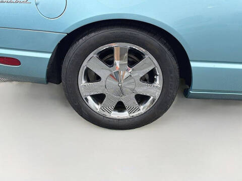 2002 Ford Thunderbird Deluxe