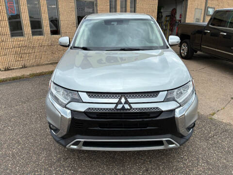 2020 Mitsubishi Outlander SE