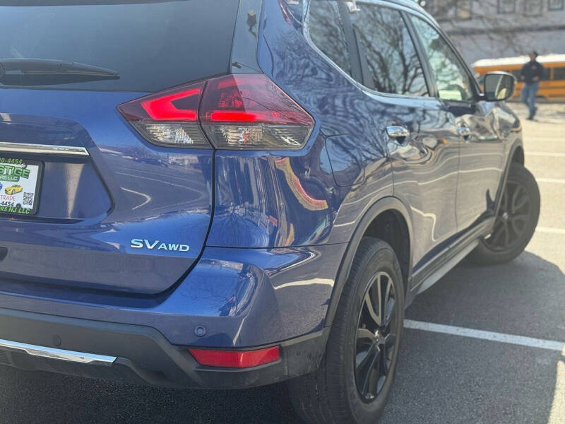 2020 Nissan Rogue SV
