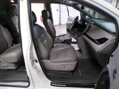 2015 Toyota Sienna