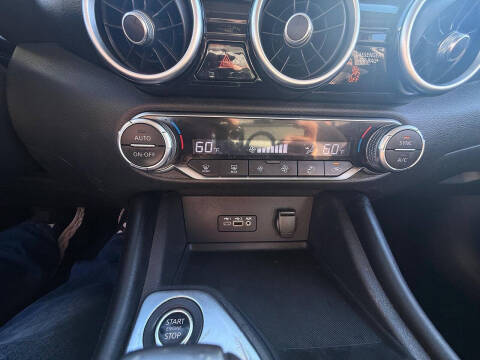 2020 Nissan Sentra SR