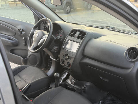 2019 Nissan Versa S Plus