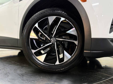 2022 Volkswagen ID.4 Pro