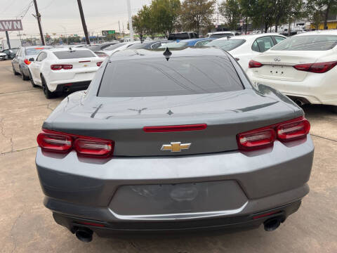2021 Chevrolet Camaro LS