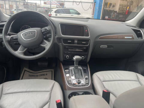 2014 Audi Q5 2.0T quattro Premium Plus