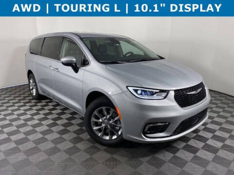 2023 Chrysler Pacifica for sale at Wally Armour Chrysler Dodge Jeep Ram in Alliance OH