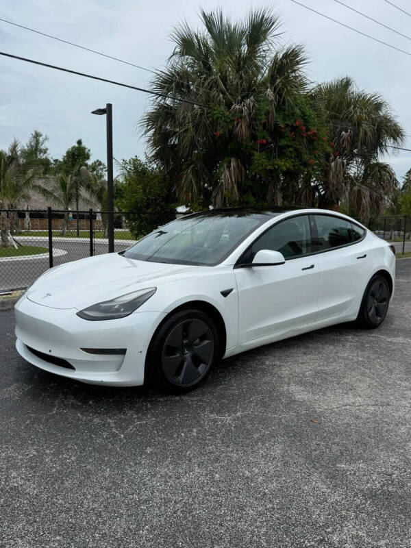 2021 Tesla Model 3 Standard Range Plus