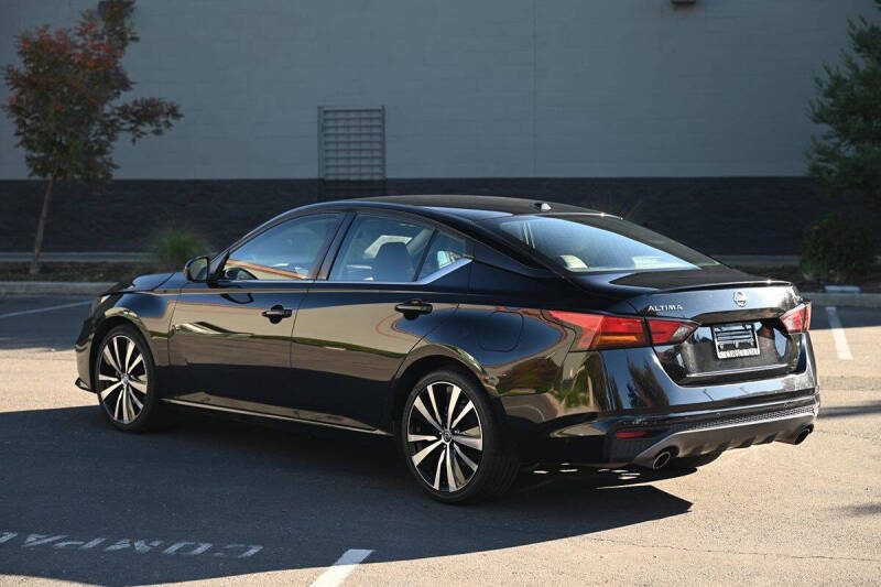 2021 Nissan Altima 2.5 SR