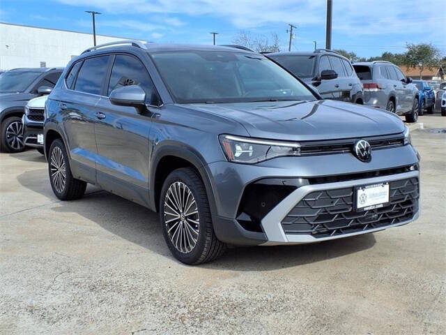 2025 Volkswagen Taos SE