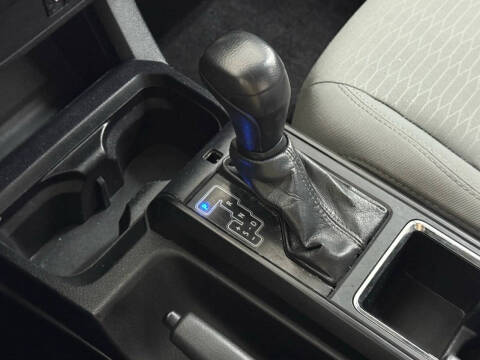 2017 Toyota Tacoma SR