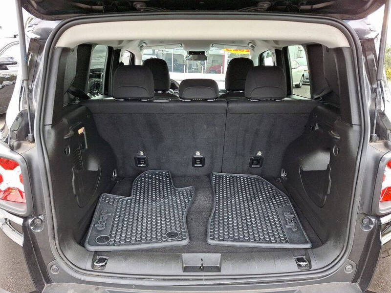 2023 Jeep Renegade Altitude