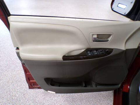 2015 Toyota Sienna