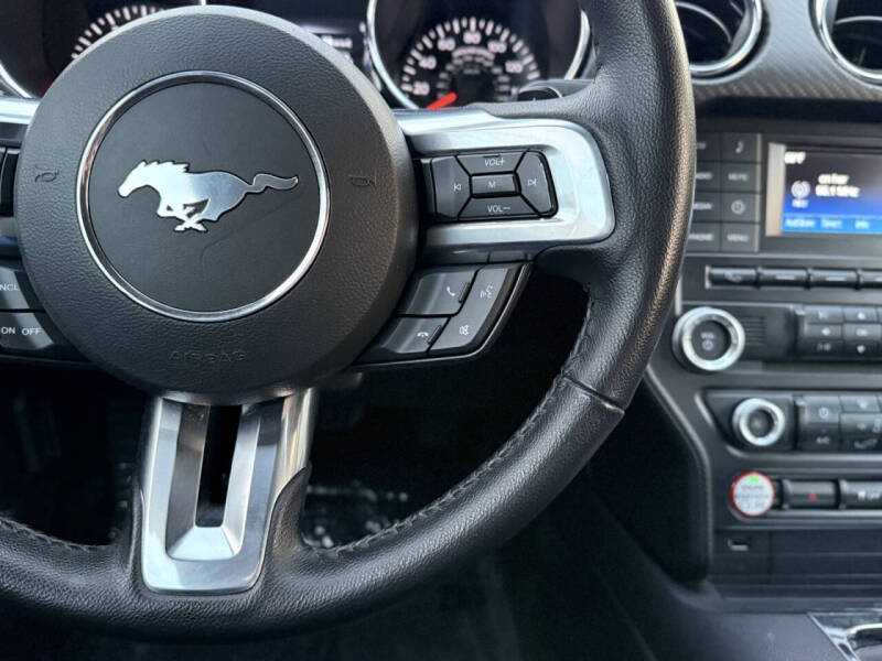 2015 Ford Mustang V6