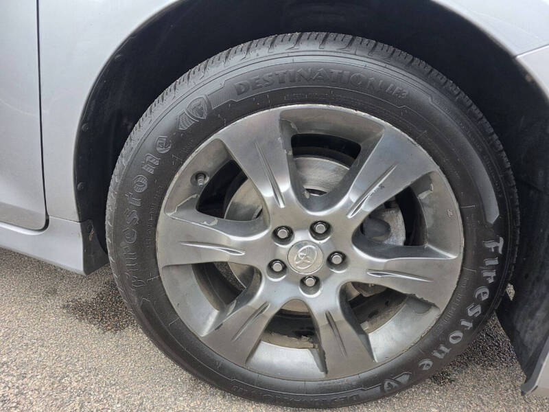 2016 Toyota Sienna SE Premium 8-Passenger