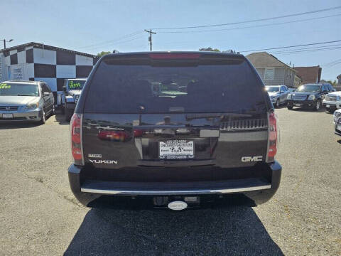 2009 GMC Yukon Denali