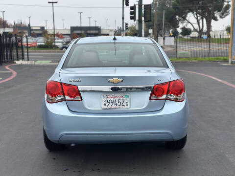 2011 Chevrolet Cruze LT Fleet