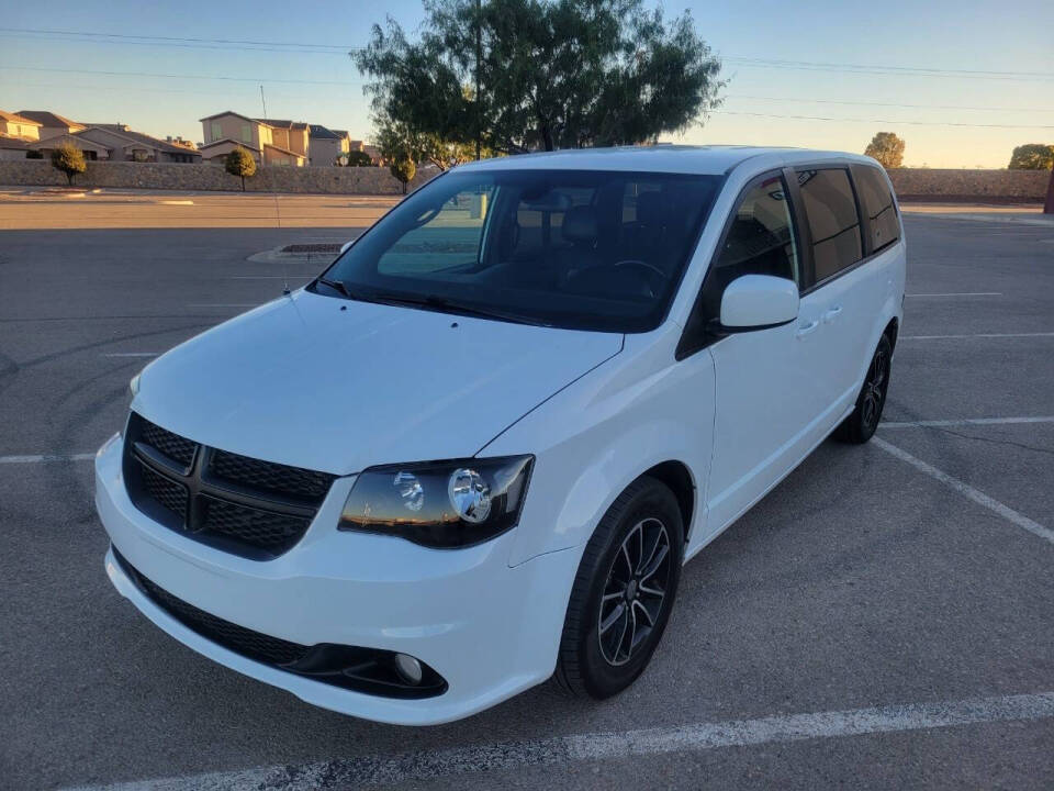 2019 Dodge Grand Caravan for sale at NICE RIDE AUTO GROUP in El Paso, TX