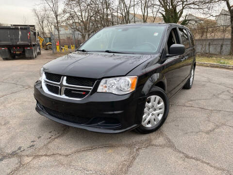 2019 Dodge Grand Caravan for sale at JMAC IMPORT AND EXPORT STORAGE WAREHOUSE in Bloomfield NJ