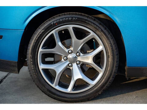 2015 Dodge Challenger SXT Plus