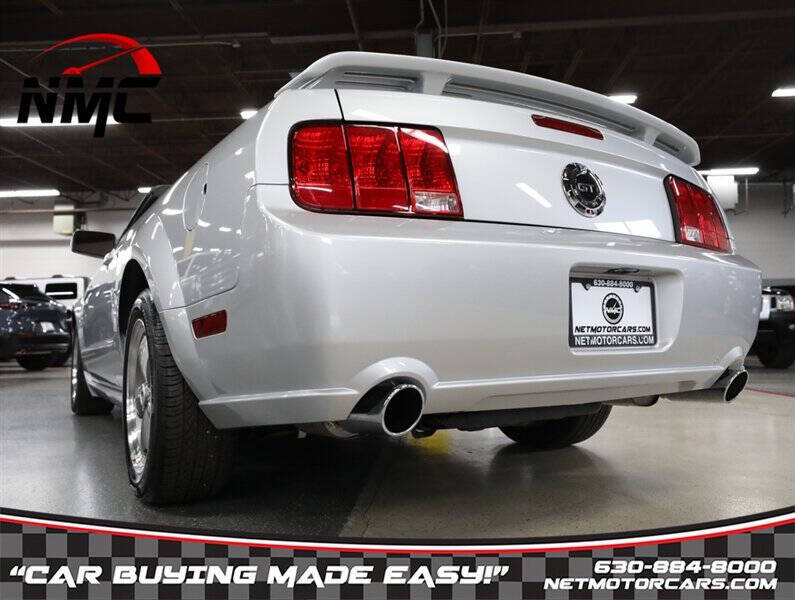 2005 Ford Mustang GT Premium
