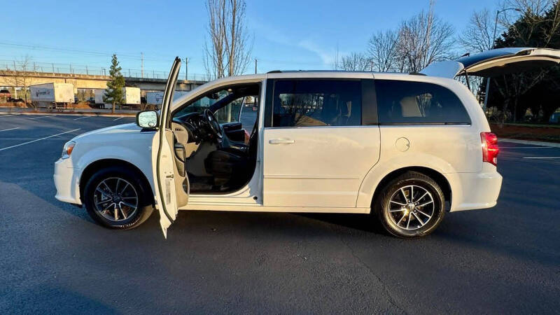 2017 Dodge Grand Caravan SXT