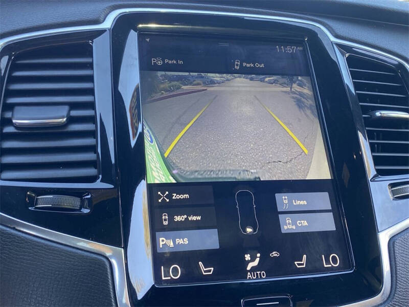 2018 Volvo XC90 T6 Momentum