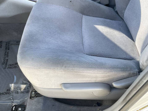 2006 Toyota Corolla LE