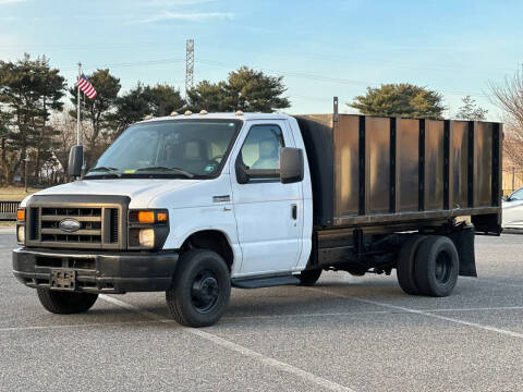 2012 Ford E-Series E-450 SD