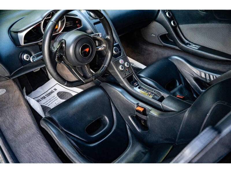 2012 McLaren MP4-12C
